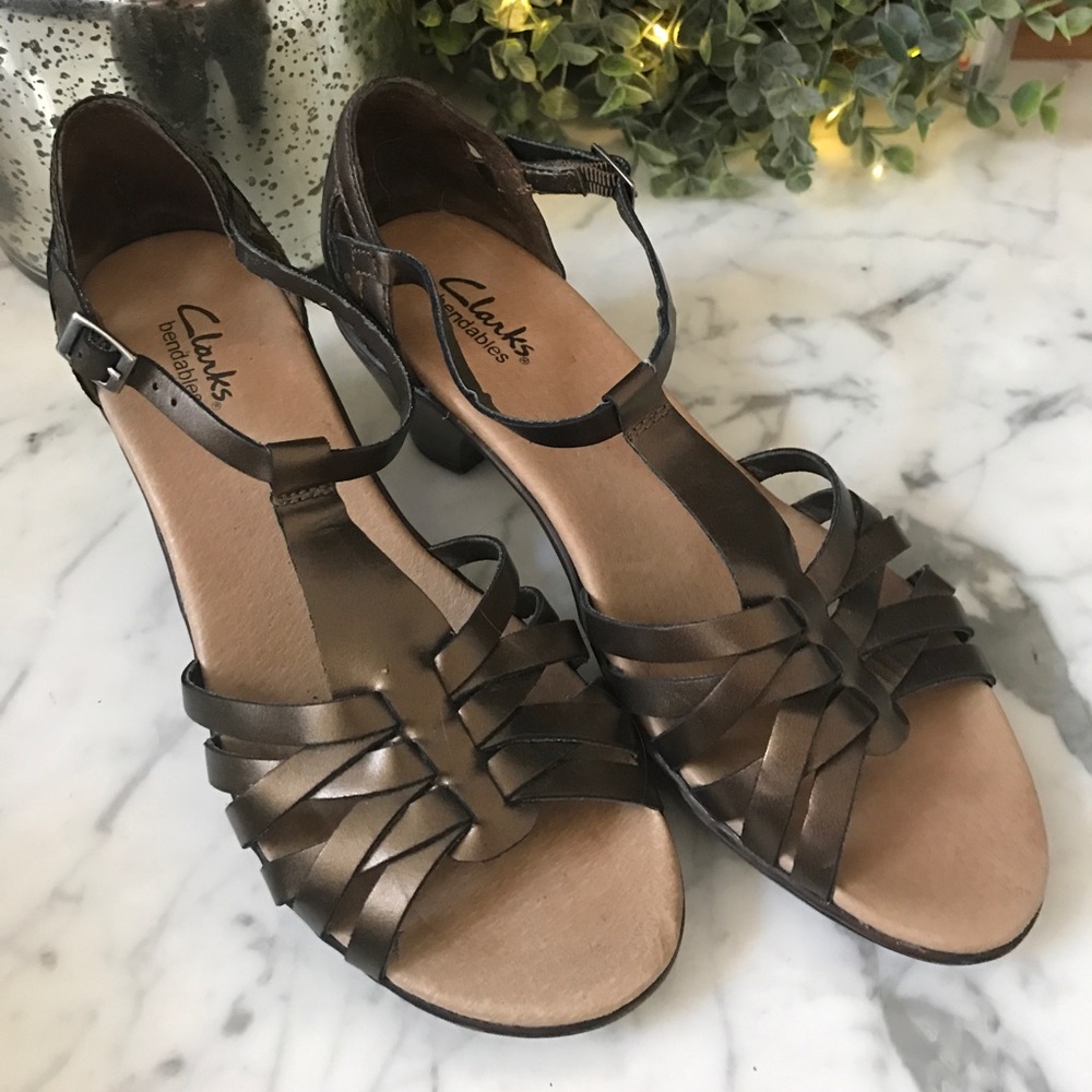 Clarks Bendables size 9